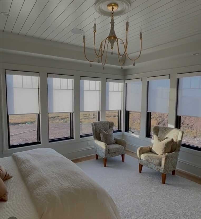 Hunter Douglas Dealer Image